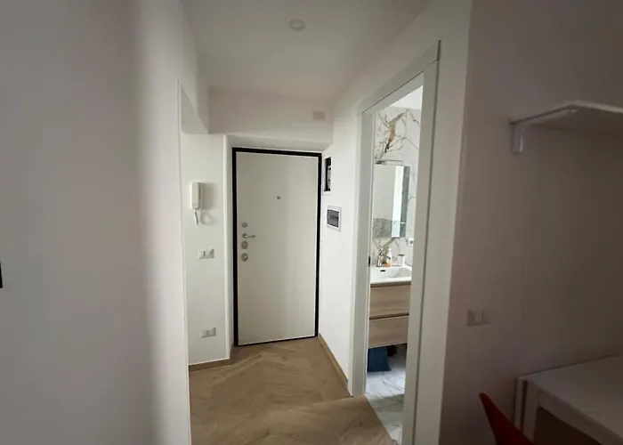 Apartment New On The Way To Metro C Colosseum
