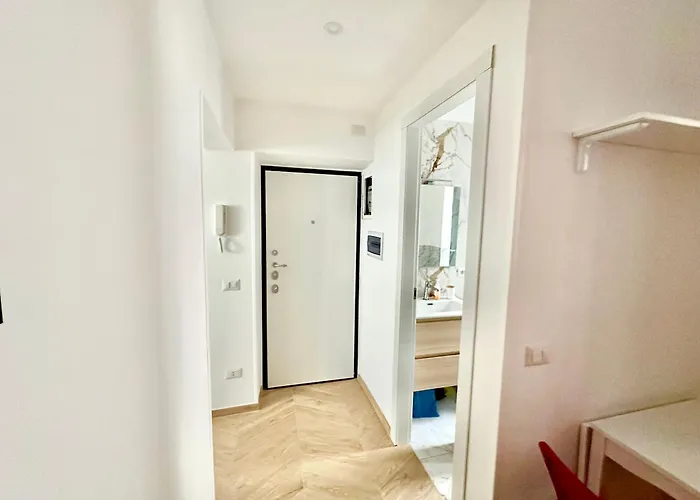 Apartment New On The Way To Metro C Colosseum Rom